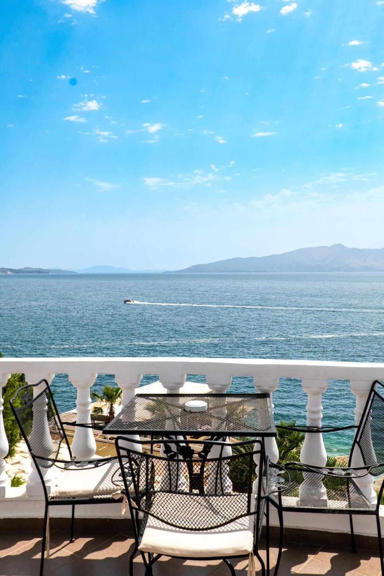 Hotel Sejko Sarandë Buitenkant foto