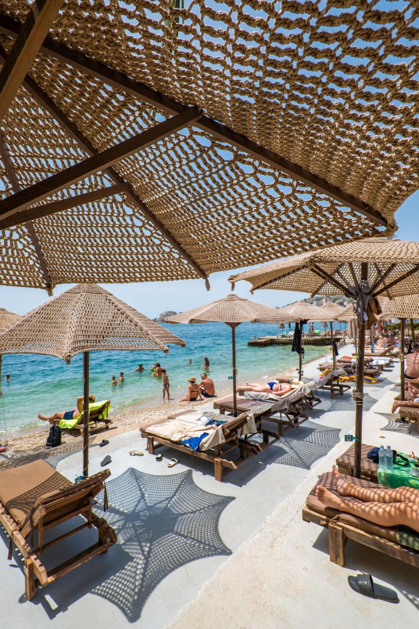 Hotel Sejko Sarandë Buitenkant foto
