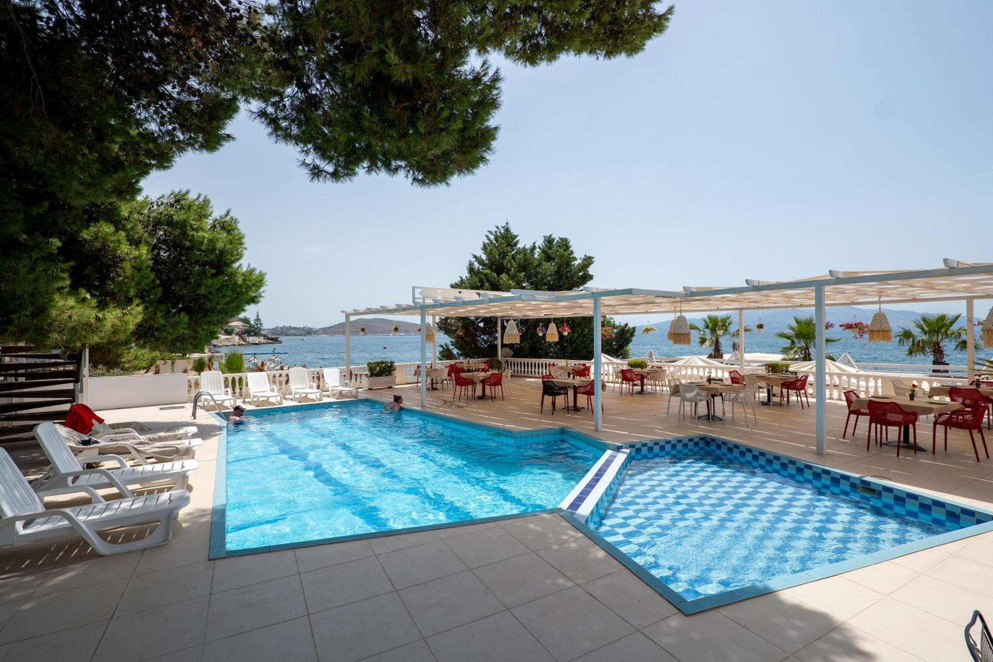 Hotel Sejko Sarandë Buitenkant foto