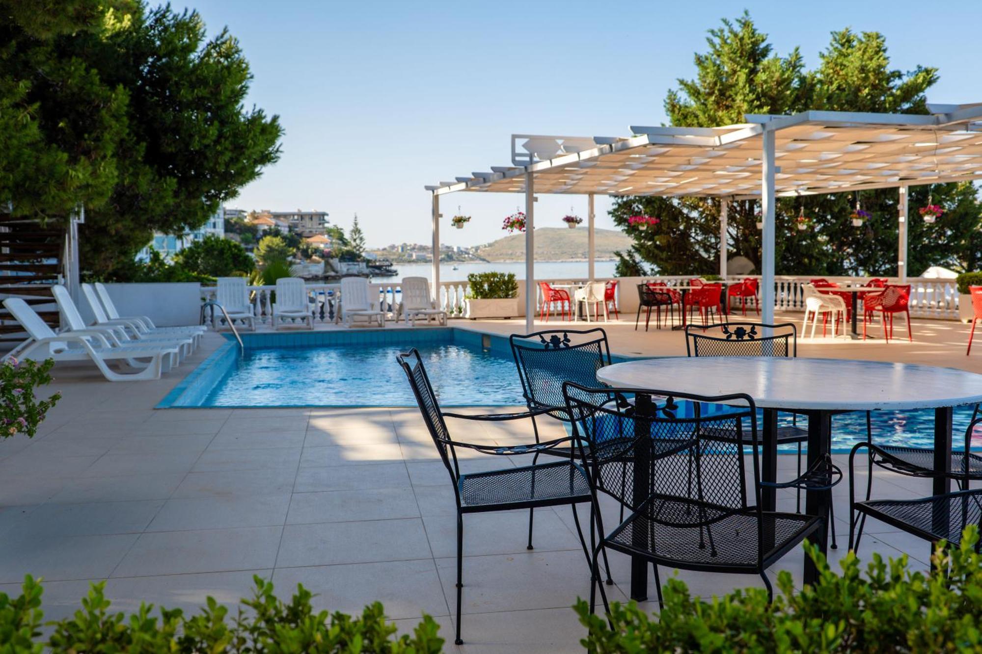 Hotel Sejko Sarandë Buitenkant foto